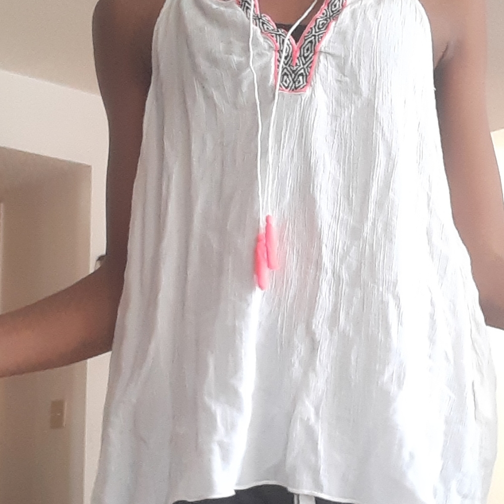 Shirt - Picture 2 of 4